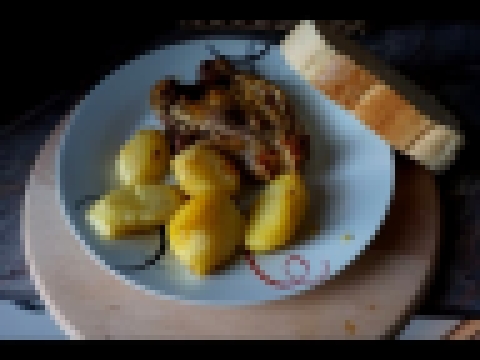 Свиная шейка с картошкой в духовке/Pork with potatoes in the oven 